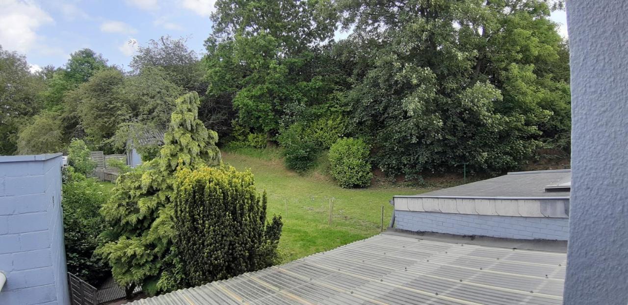 Appartement Duplex Pour 3-4 Personnes A Ciney Dış mekan fotoğraf