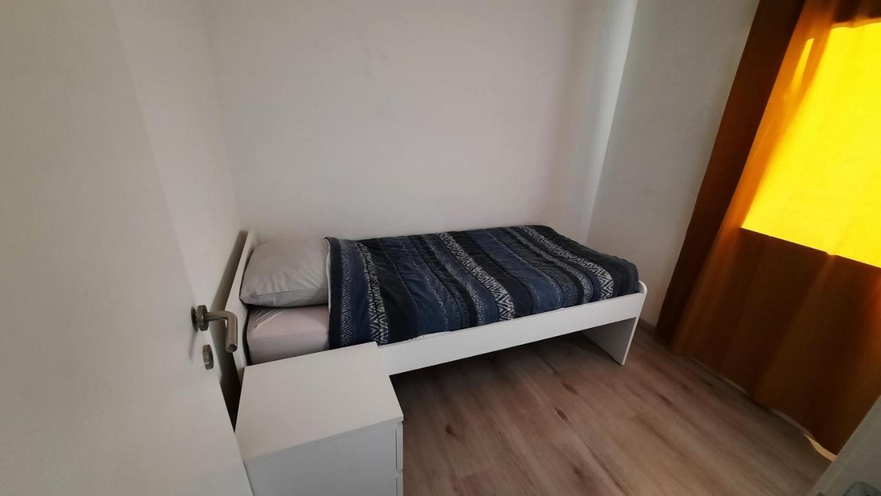 Appartement Duplex Pour 3-4 Personnes A Ciney Dış mekan fotoğraf